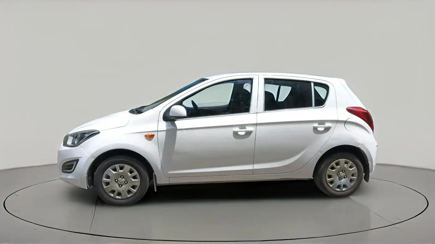 2013 Hyundai i20 MAGNA 1.2, CNG, Manual, 93,437 km, exterior