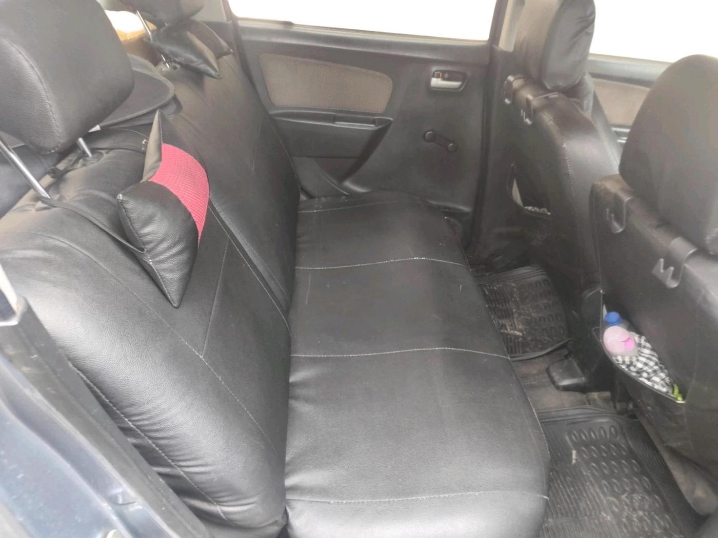 2013 Maruti Wagon R 1.0 LXI CNG, CNG, Manual, 1,11,919 km, interior