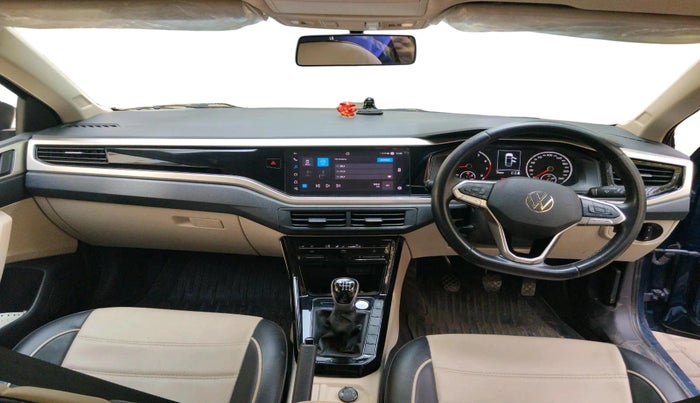 2024 Volkswagen VIRTUS HIGHLINE TSI 1.0 MT, Petrol, Manual, 24,000 km, interior