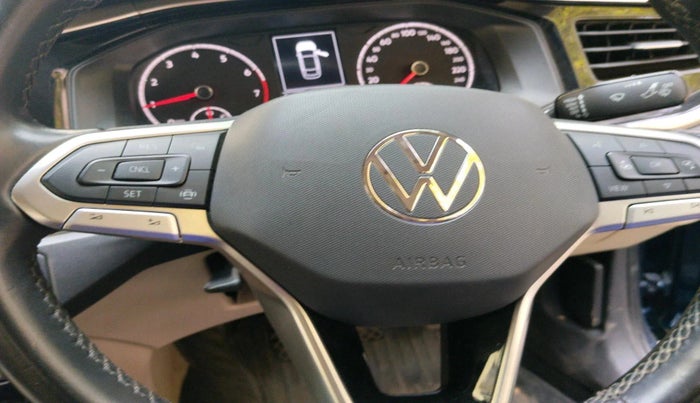 2024 Volkswagen VIRTUS HIGHLINE TSI 1.0 MT, Petrol, Manual, 24,000 km, interior