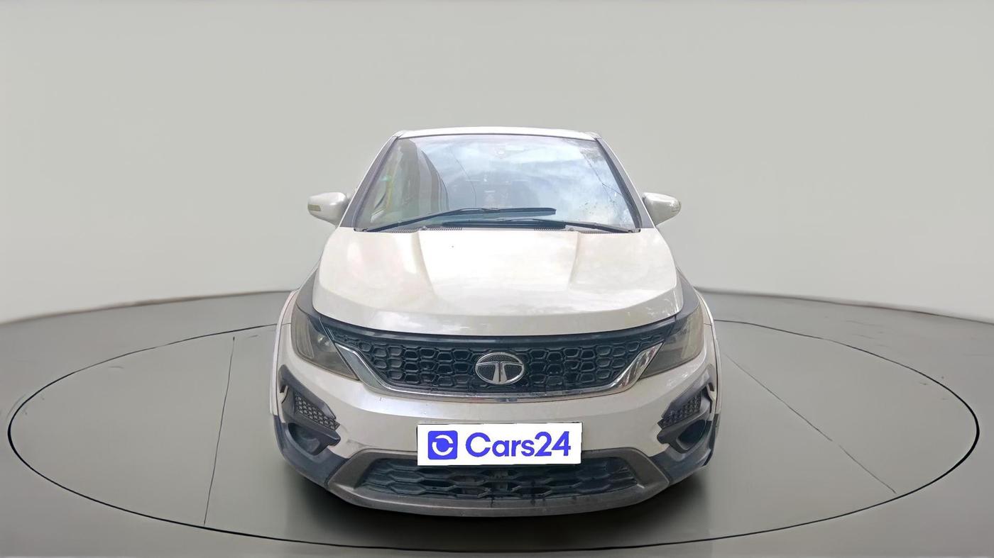 2017 Tata Hexa XMA 4X2 7 STR, Diesel, Automatic, 86,871 km, exterior