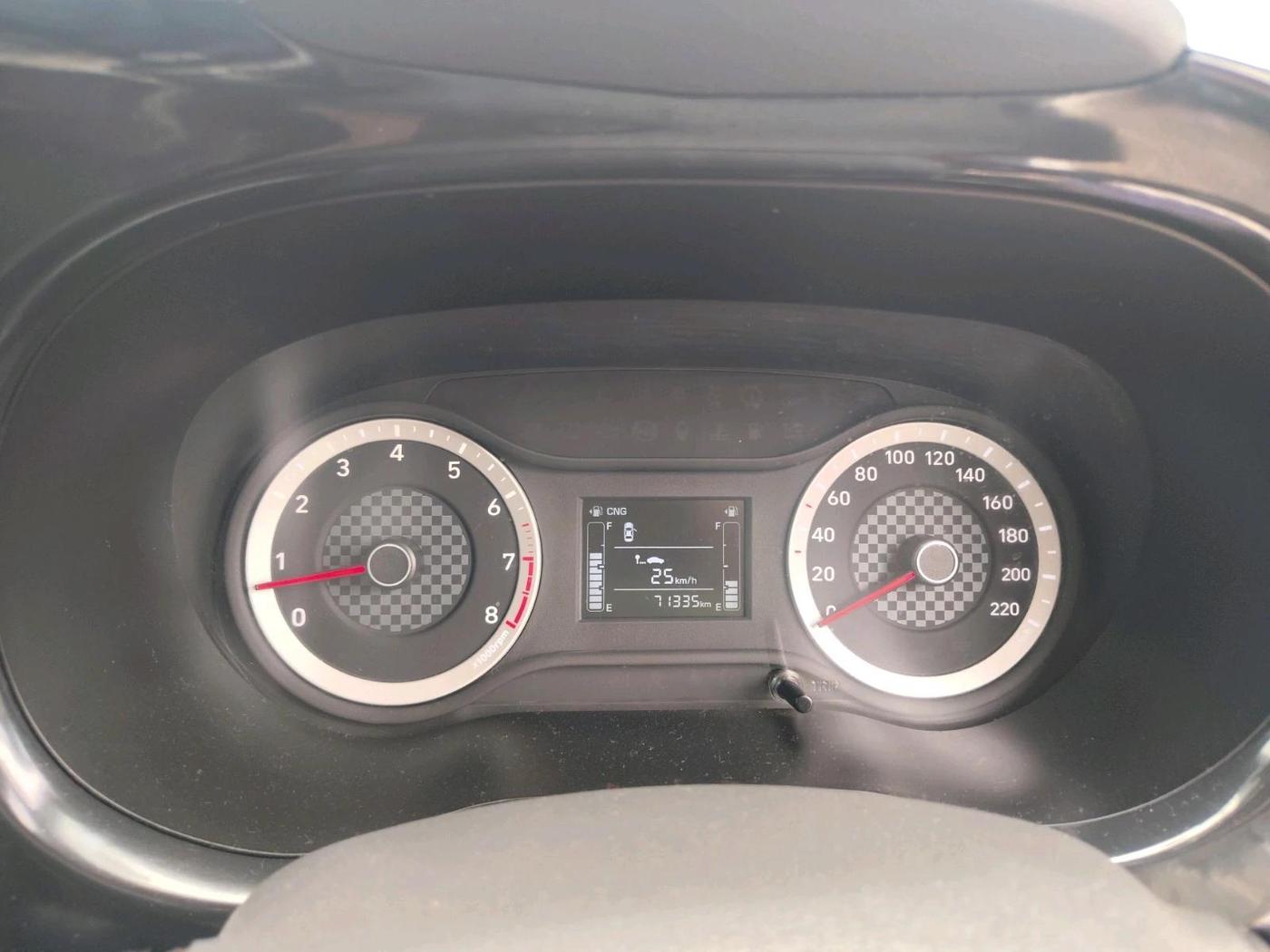 2021 Hyundai AURA S 1.2 CNG, CNG, Manual, 71,335 km, interior