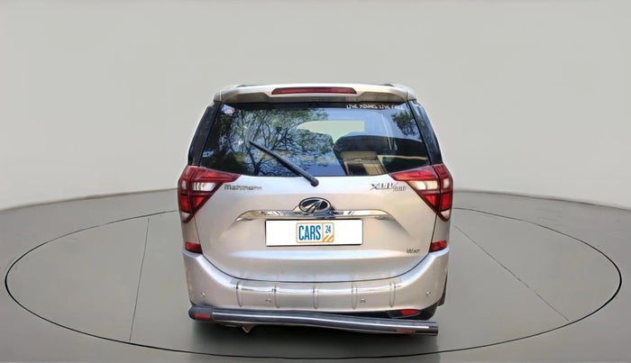 2018 Mahindra XUV500 W9, Diesel, Manual, 95,781 km, exterior