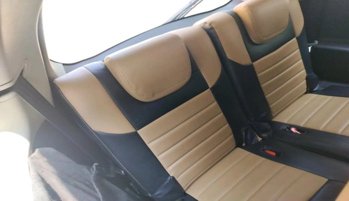 2018 Mahindra XUV500 W9, Diesel, Manual, 95,781 km, interior