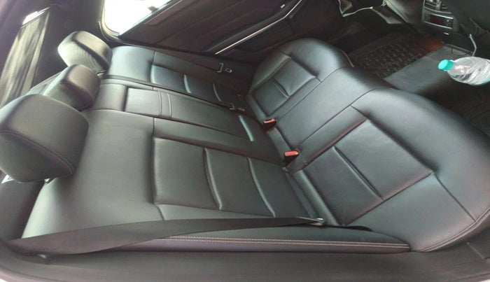 2014 Mercedes Benz E Class E 250 CDI AVANTGARDE, Diesel, Automatic, 71,618 km, interior