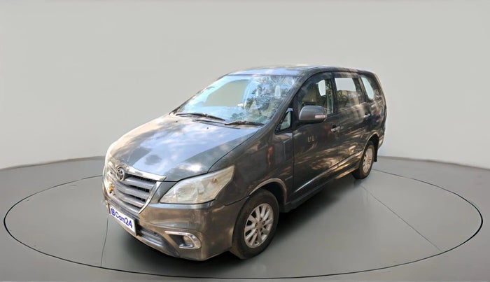 2014 Toyota Innova 2.5 VX 8 STR, Diesel, Manual, 1,43,265 km, exterior