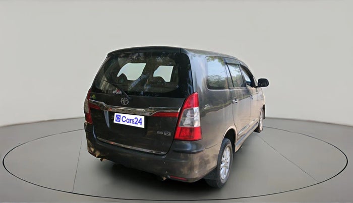 2014 Toyota Innova 2.5 VX 8 STR, Diesel, Manual, 1,43,265 km, exterior