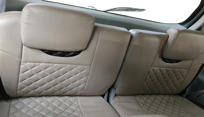 2014 Toyota Innova 2.5 VX 8 STR, Diesel, Manual, 1,43,265 km, interior