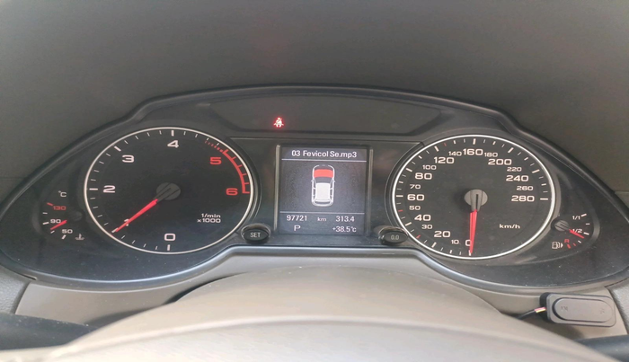 2012 Audi Q5 2.0 TDI QUATTRO, Diesel, Automatic, 97,721 km, interior