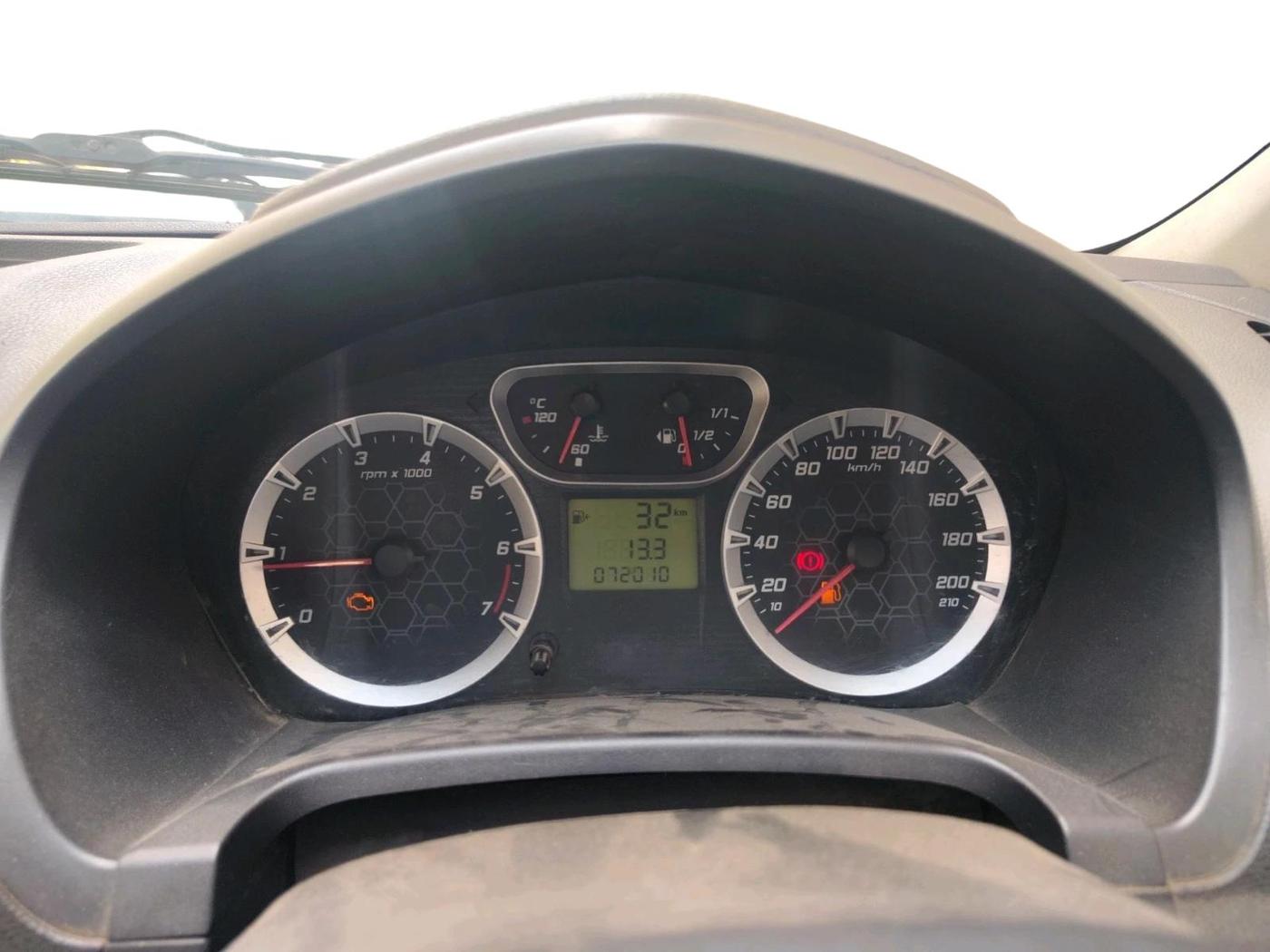 2015 Ford Classic 1.6 DURATEC CLXI, CNG, Manual, 72,010 km, interior