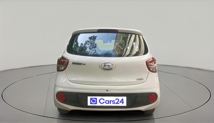 2017 Hyundai Grand i10 MAGNA AT 1.2 KAPPA VTVT, Petrol, Automatic, 37,810 km, exterior