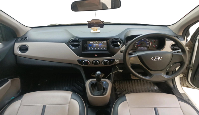 2017 Hyundai Grand i10 MAGNA AT 1.2 KAPPA VTVT, Petrol, Automatic, 37,810 km, interior