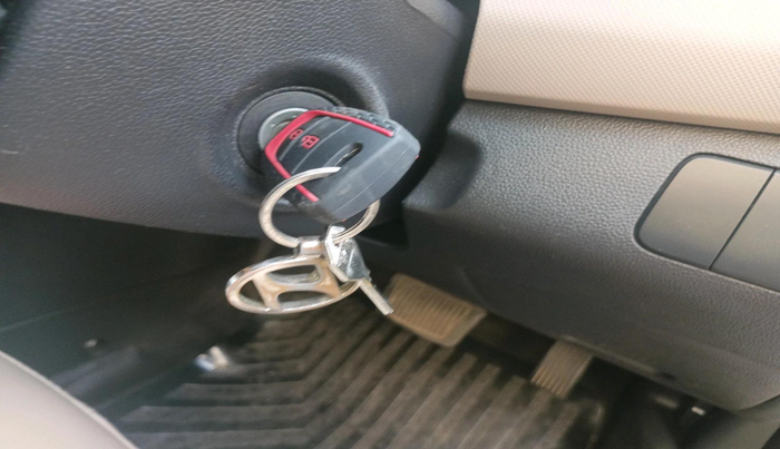 2017 Hyundai Grand i10 MAGNA AT 1.2 KAPPA VTVT, Petrol, Automatic, 37,810 km, interior