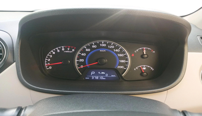 2017 Hyundai Grand i10 MAGNA AT 1.2 KAPPA VTVT, Petrol, Automatic, 37,810 km, interior