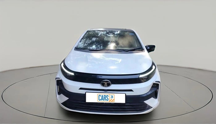 2025 Tata ALTROZ Accomplished Plus S Petrol 6DCT, Petrol, Automatic, 3,600 km, exterior