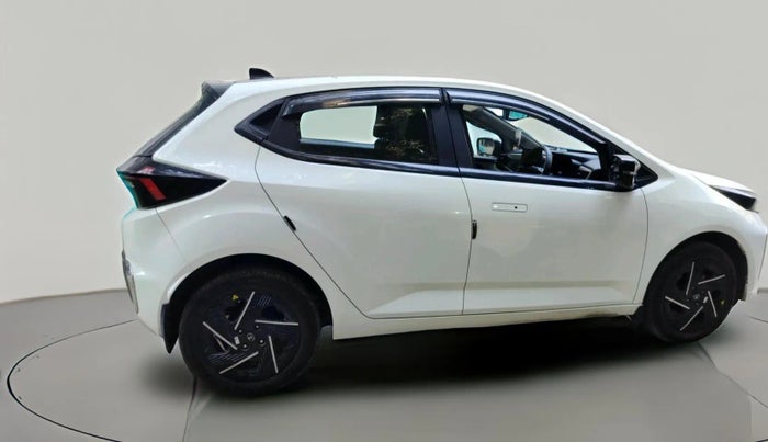 2025 Tata ALTROZ Accomplished Plus S Petrol 6DCT, Petrol, Automatic, 3,600 km, exterior