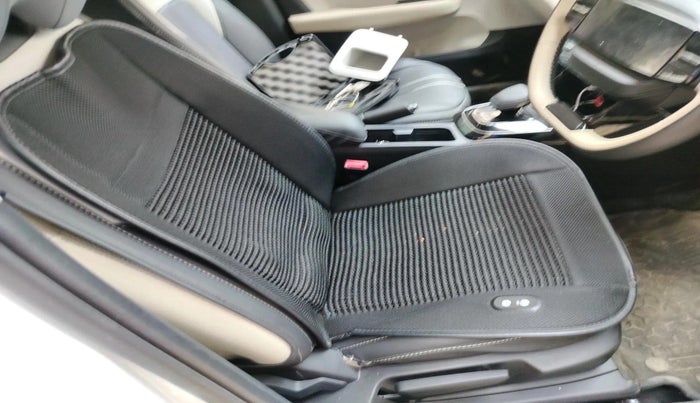 2025 Tata ALTROZ Accomplished Plus S Petrol 6DCT, Petrol, Automatic, 3,600 km, interior