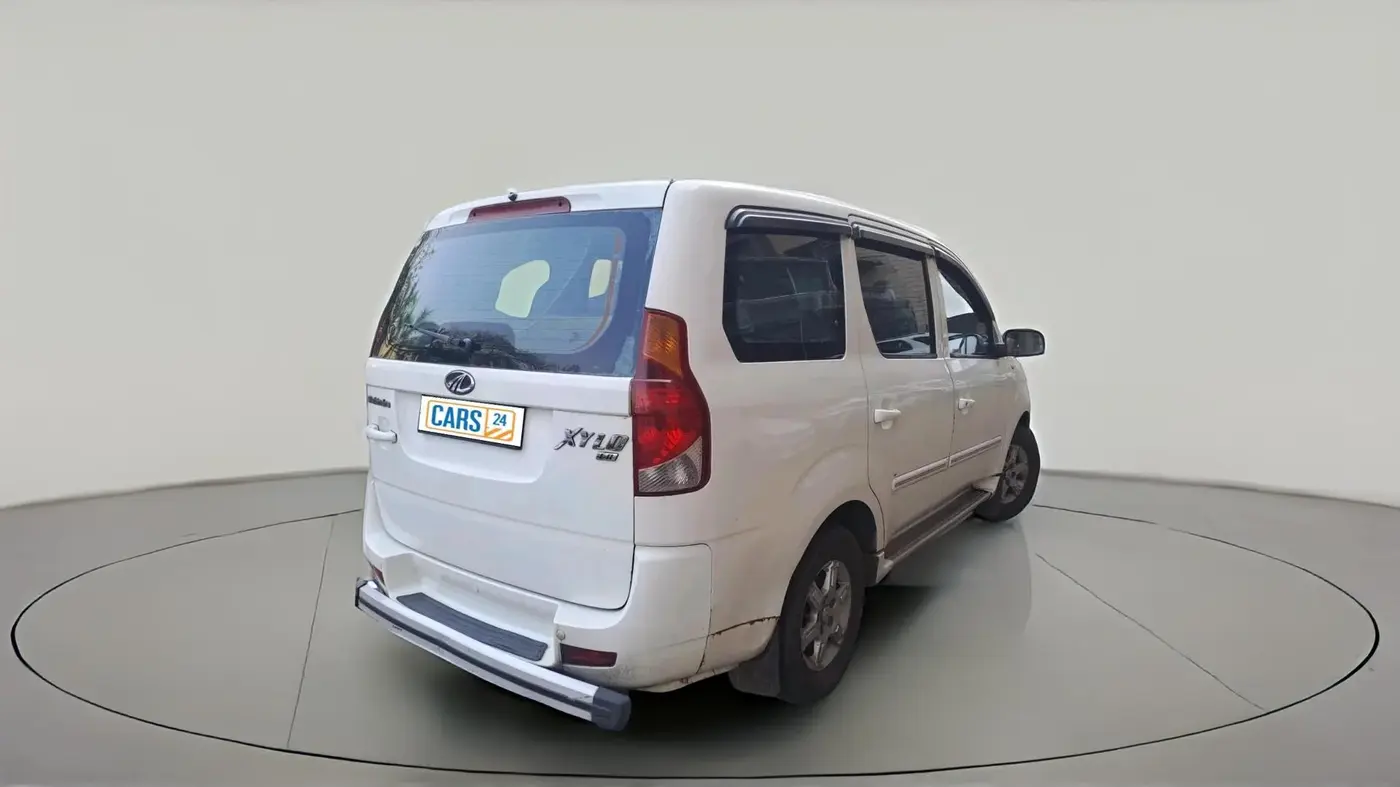 2011 Mahindra Xylo E8 BS III, Diesel, Manual, 90,829 km, exterior