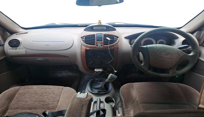 2011 Mahindra Xylo E8 BS III, Diesel, Manual, 90,829 km, interior