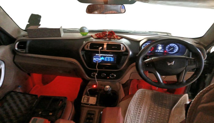 2023 Mahindra BOLERO NEO N10 R, Diesel, Manual, 23,042 km, interior