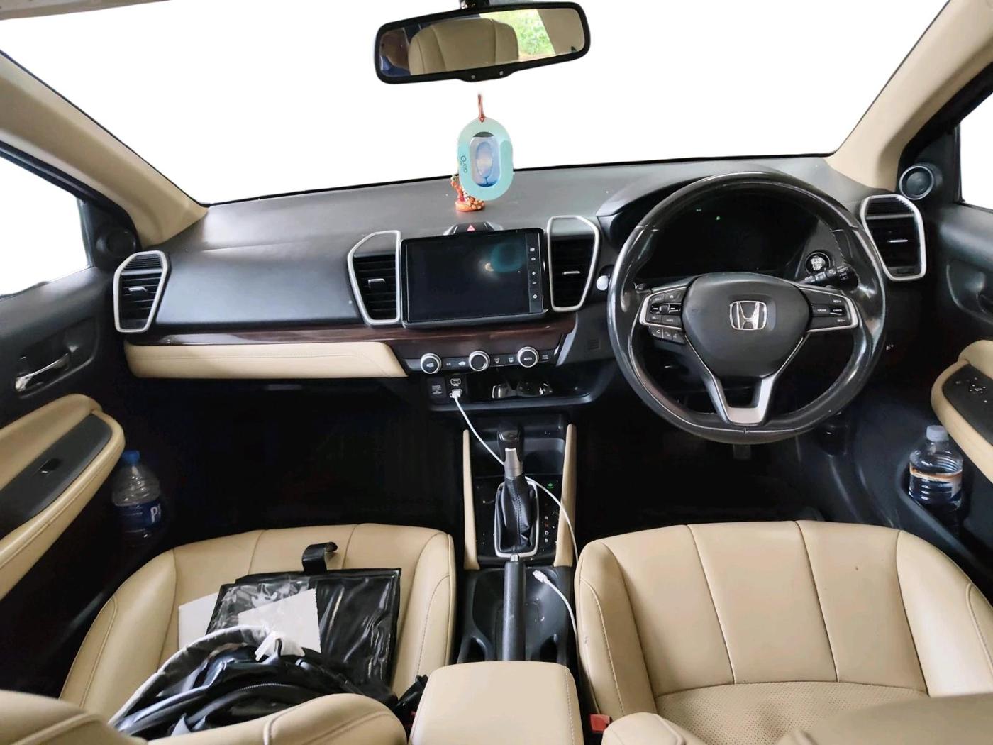2022 Honda City 1.5L I-VTEC ZX CVT, Petrol, Automatic, 57,680 km, interior