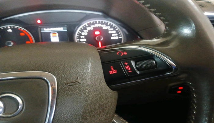 2013 Audi Q5 2.0 TDI QUATTRO, Diesel, Automatic, 90,460 km, interior