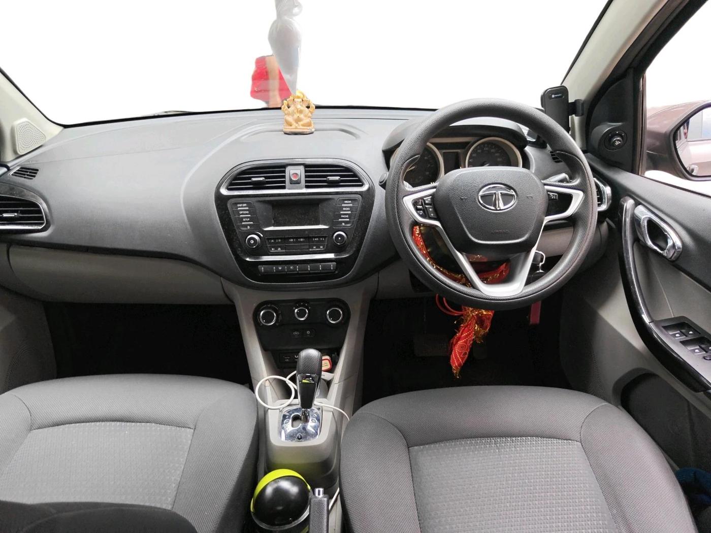 2017 Tata Tiago XZA PETROL, Petrol, Automatic, 57,421 km, interior