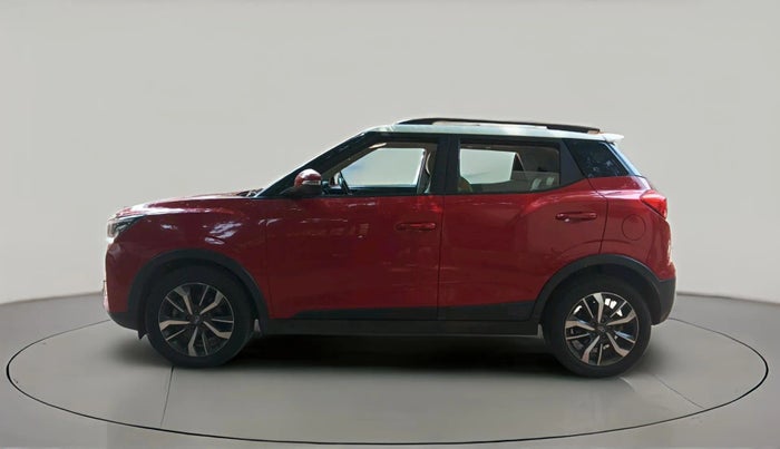 2021 Mahindra XUV300 W8 (O) 1.2 PETROL AMT, Petrol, Automatic, 47,317 km, exterior