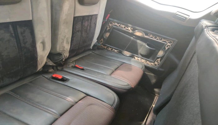 2012 Mahindra XUV500 W8, Diesel, Manual, 90,467 km, interior