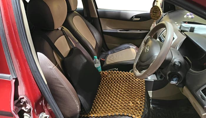 2011 Hyundai i20 MAGNA 1.2, Petrol, Manual, 1,22,063 km, interior