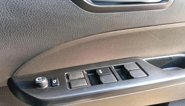 2015 Maruti Swift VXI, Petrol, Manual, 32,070 km, interior