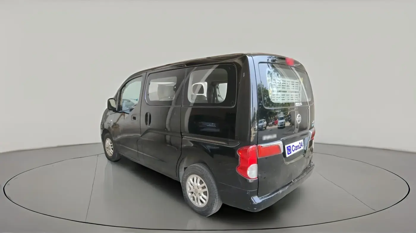 2012 Nissan Evalia XV, Diesel, Manual, 1,62,109 km, exterior