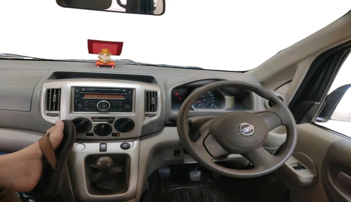 2012 Nissan Evalia XV, Diesel, Manual, 1,62,109 km, interior