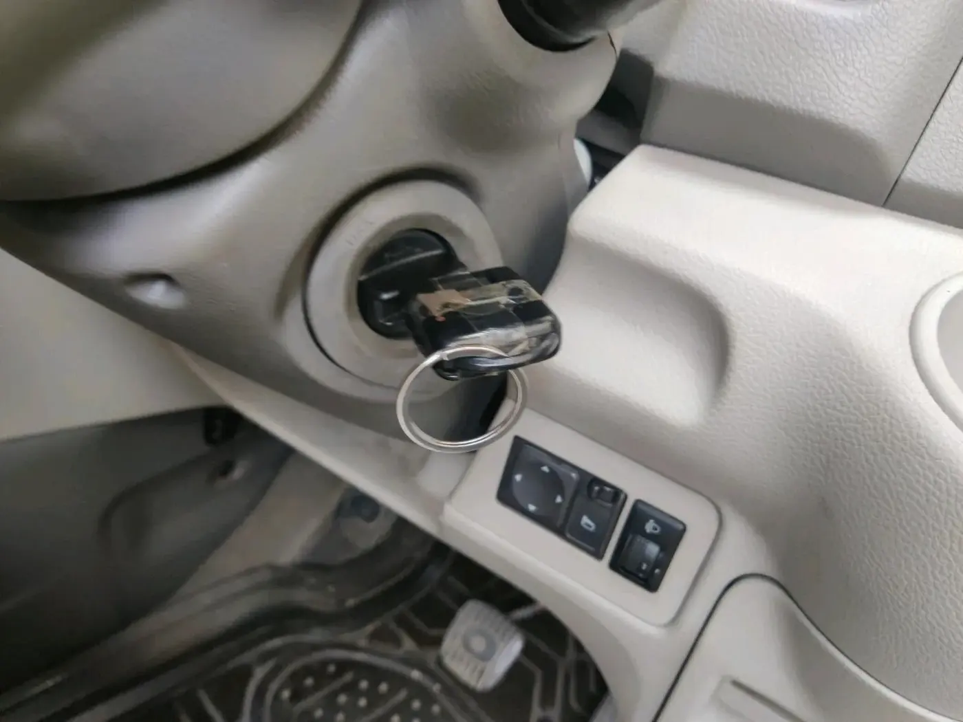 2012 Nissan Evalia XV, Diesel, Manual, 1,62,109 km, interior