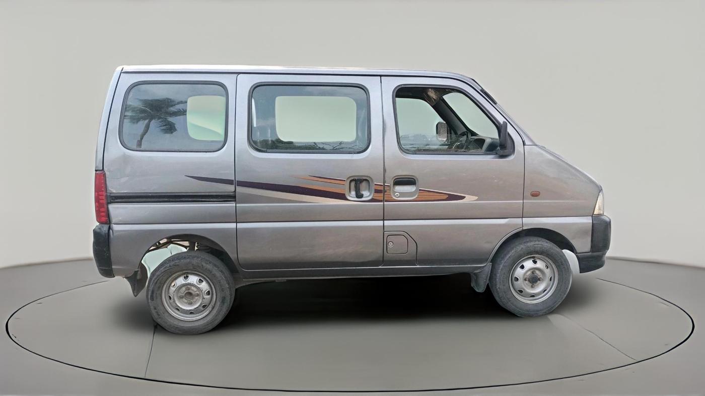 2017 Maruti Eeco 5 STR WITH A/C+HTR CNG, CNG, Manual, 1,65,718 km, exterior
