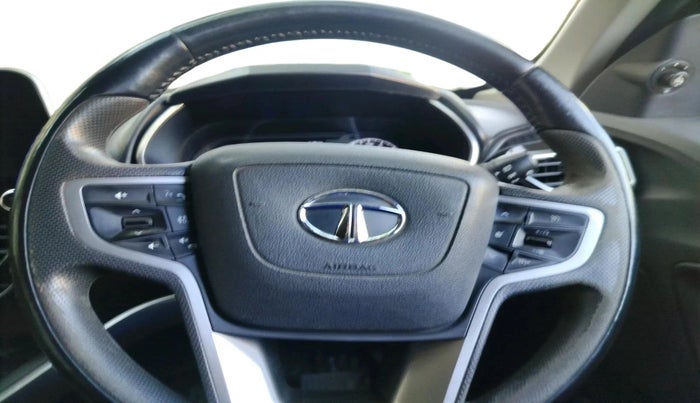 2021 Tata Harrier XZA 2.0L, Diesel, Automatic, 3,70,000 km, interior