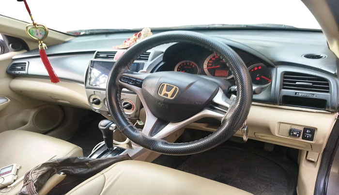 2011 Honda City 1.5L I-VTEC V AT, CNG, Automatic, 1,23,331 km, interior