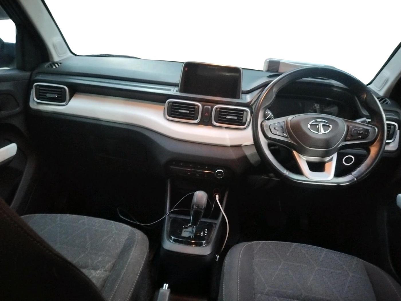2022 Tata PUNCH CREATIVE  AMT, Petrol, Automatic, 20,159 km, interior