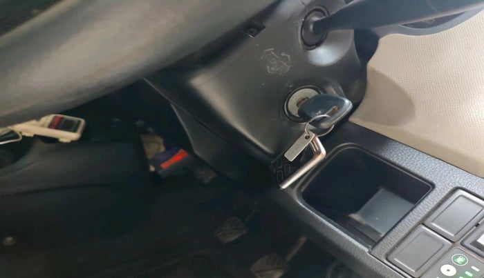 2013 Maruti Wagon R 1.0 LXI CNG, CNG, Manual, 1,11,172 km, interior