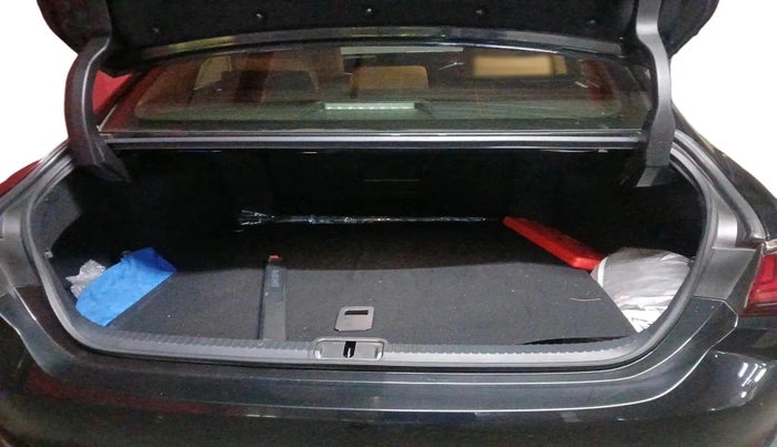 2024 Lexus ES 300h Luxury, Hybrid, Automatic, 4,491 km, exterior