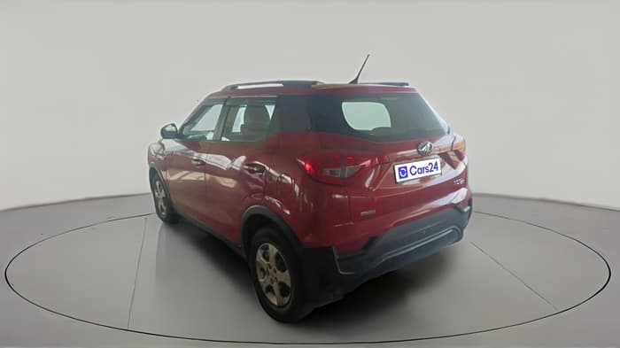 2022 Mahindra XUV300 W6 1.5 DIESEL AMT, Diesel, Automatic, 1,32,159 km, exterior