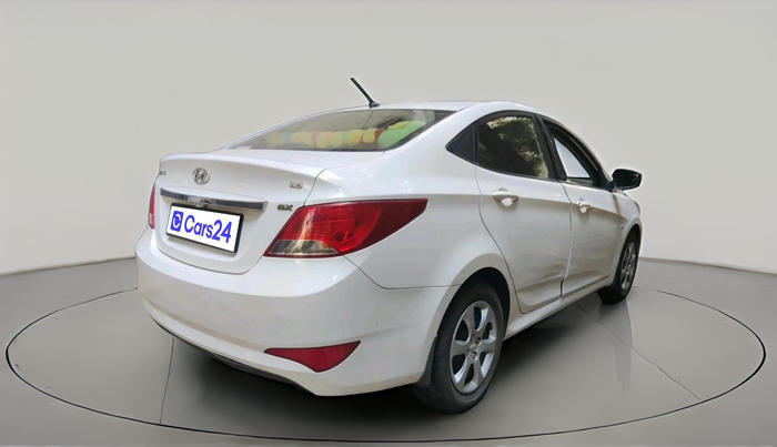 2015 Hyundai Verna FLUIDIC 4S 1.6 VTVT S, Petrol, Manual, 41,531 km, exterior