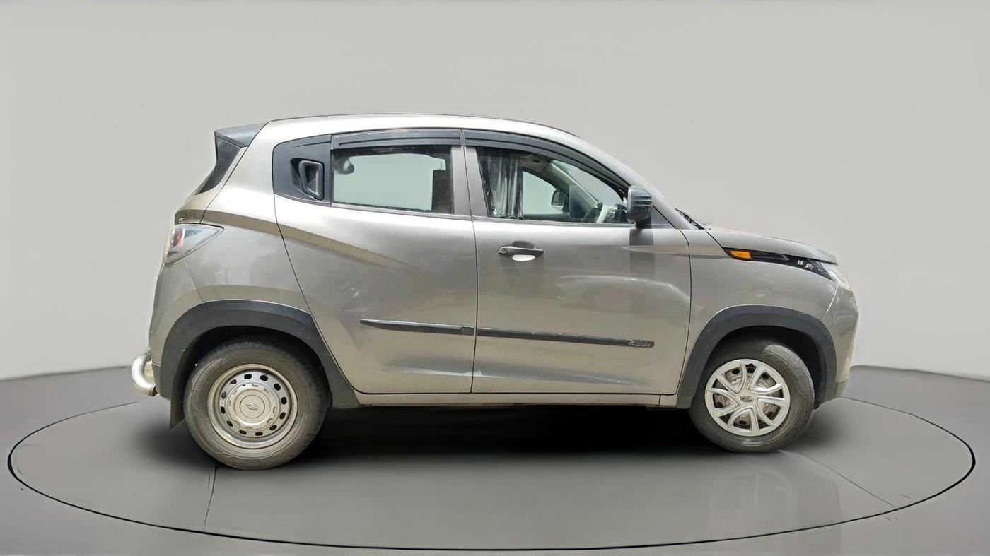 2018 Mahindra KUV 100 NXT K2+ P 6 STR, Petrol, Manual, 57,446 km, exterior