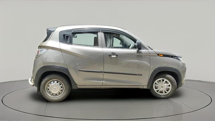 2018 Mahindra KUV 100 NXT K2+ P 6 STR, Petrol, Manual, 57,446 km, exterior