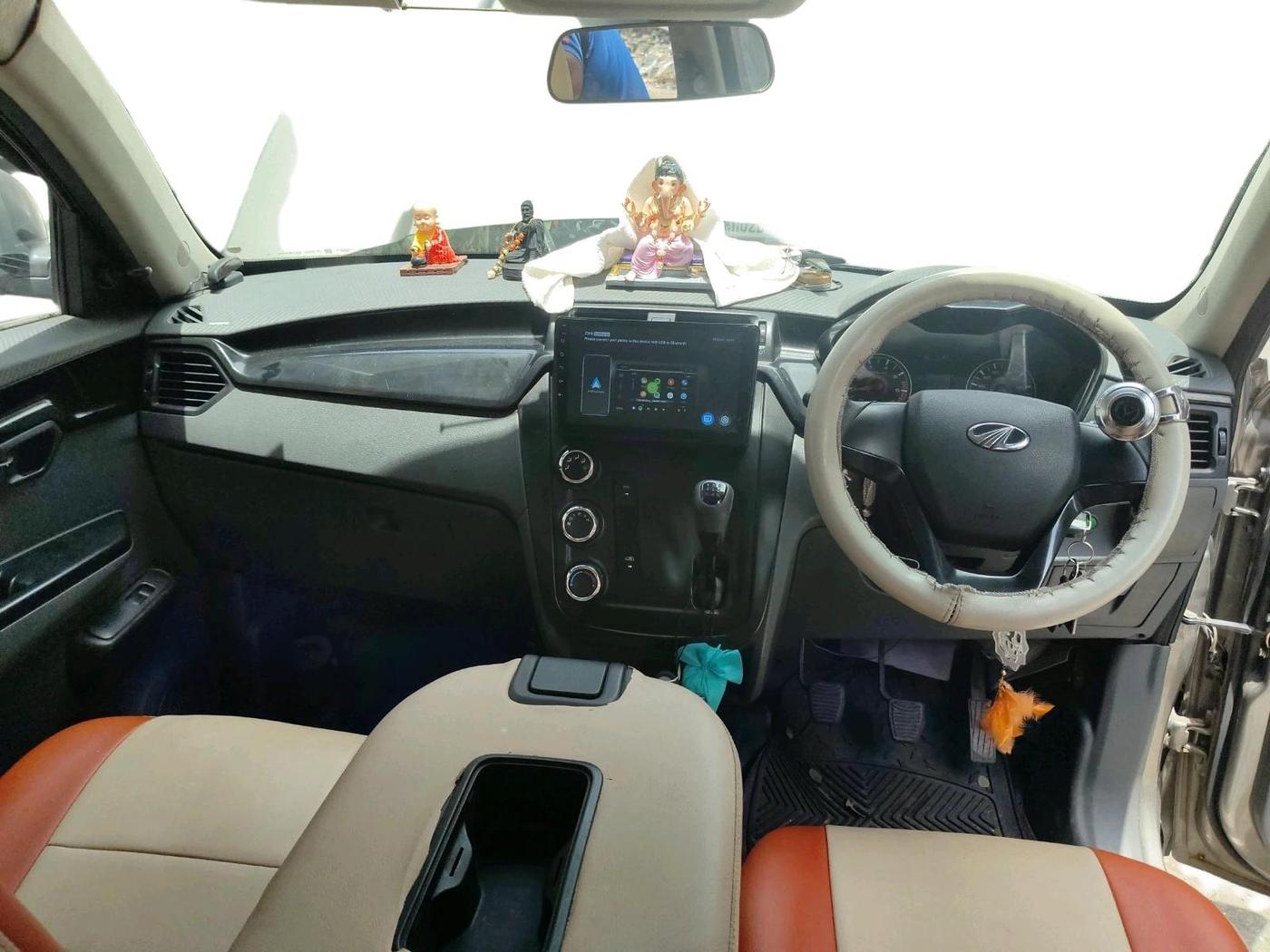 2018 Mahindra KUV 100 NXT K2+ P 6 STR, Petrol, Manual, 57,446 km, interior