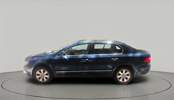 2013 Skoda Superb ELEGANCE 2.0 TDI CR AT, Diesel, Automatic, 1,48,847 km, exterior