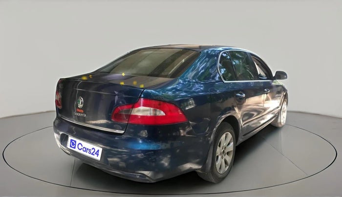 2013 Skoda Superb ELEGANCE 2.0 TDI CR AT, Diesel, Automatic, 1,48,847 km, exterior