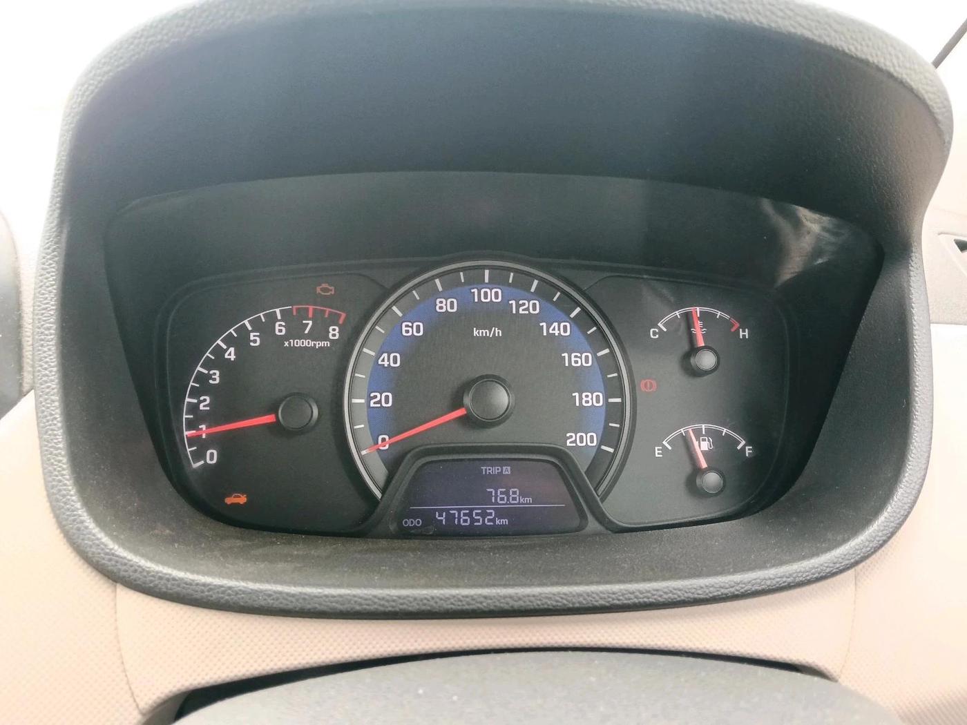 2015 Hyundai Xcent S 1.2, CNG, Manual, 47,652 km, interior