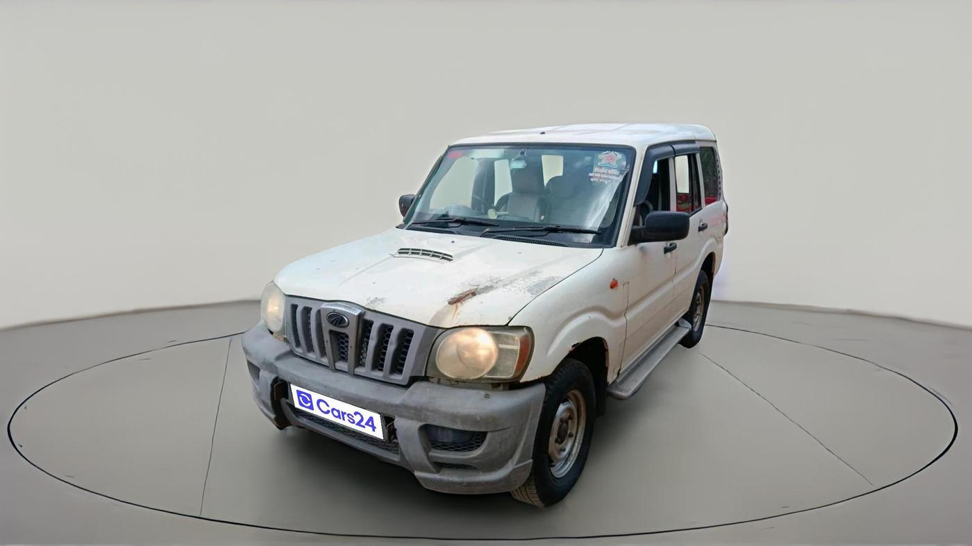 2013 Mahindra Scorpio EX M2DI, Diesel, Manual, 1,16,939 km, exterior