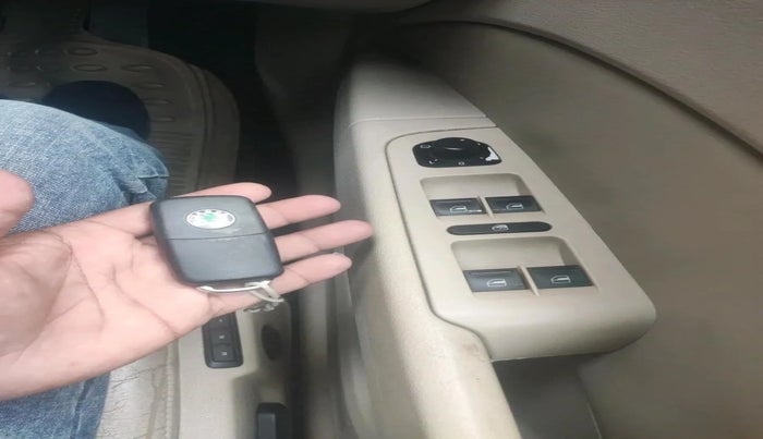 2012 Skoda Superb ELEGANCE 1.8 TSI AT, Petrol, Automatic, 55,000 km, interior